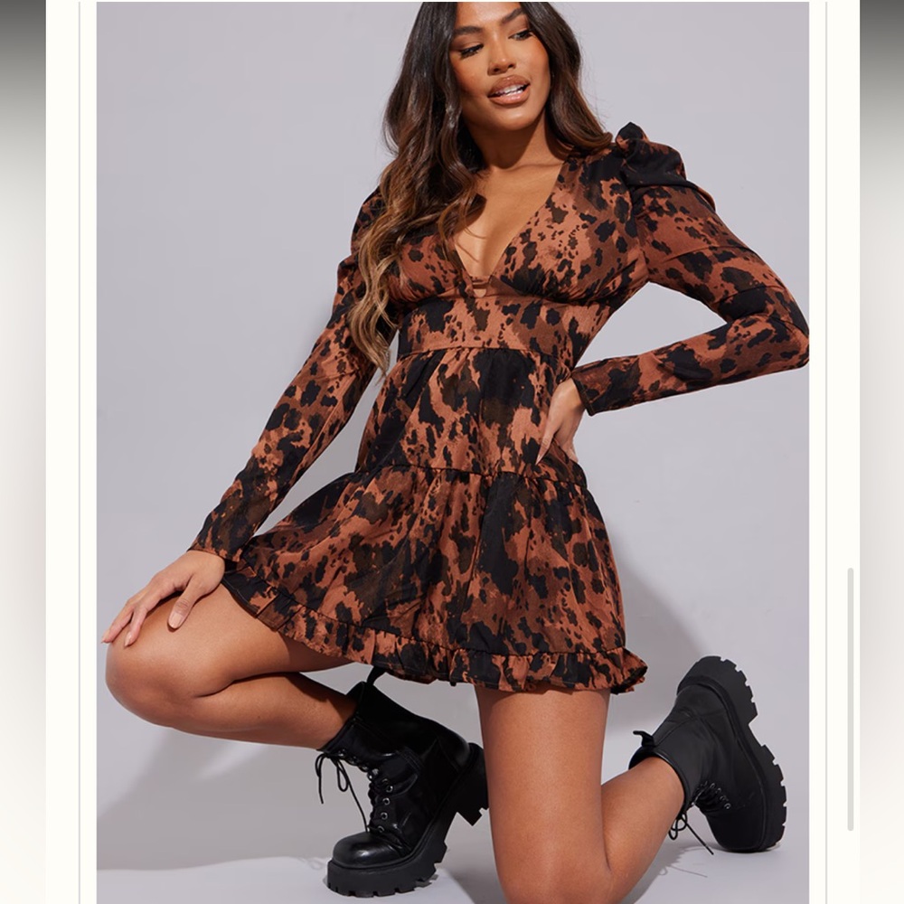 Prettylittlething: Brown and Black Dress